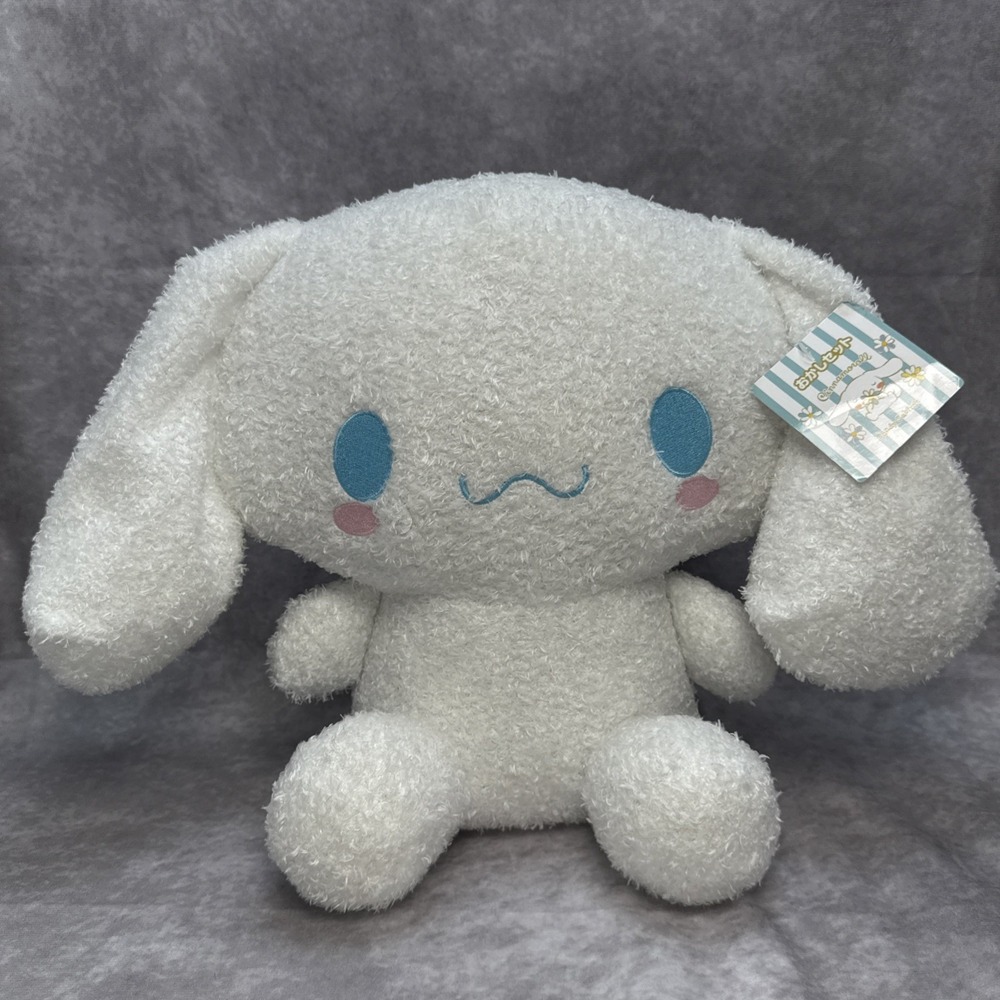 Sanrio Cinnamoroll Plush NWT 11.5" x15" Hello Kitty